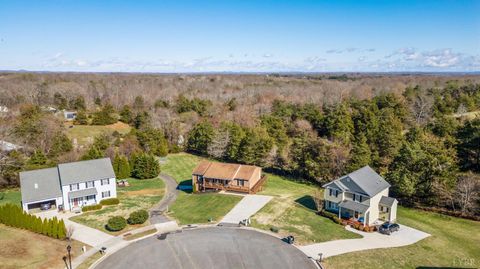 Tiny photo for 1578 Village Court, Bedford, VA 24523 (MLS # 365015)