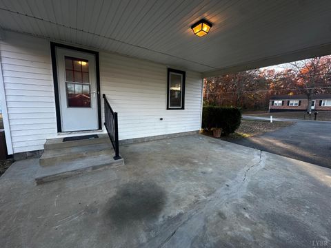 Tiny photo for 4126 Promise Land Rd Rd, Appomattox, VA 24522 (MLS # 363322)