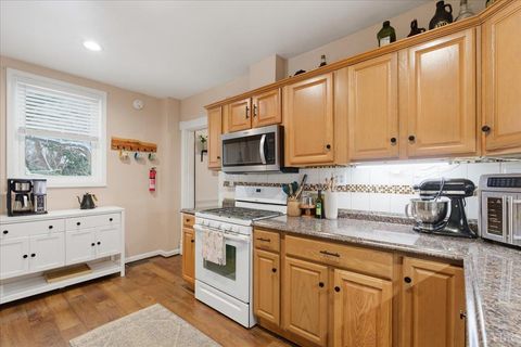 Tiny photo for 509 Franklin St St, Lynchburg, VA 24504 (MLS # 363505)