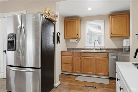 Tiny photo for 509 Franklin St St, Lynchburg, VA 24504 (MLS # 363505)