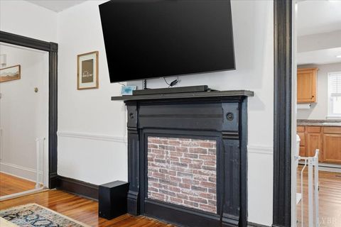 Tiny photo for 509 Franklin St St, Lynchburg, VA 24504 (MLS # 363505)