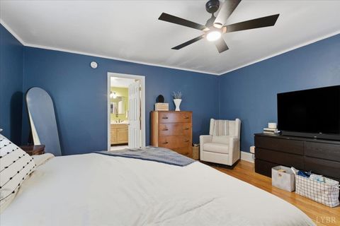 Tiny photo for 509 Franklin St St, Lynchburg, VA 24504 (MLS # 363505)