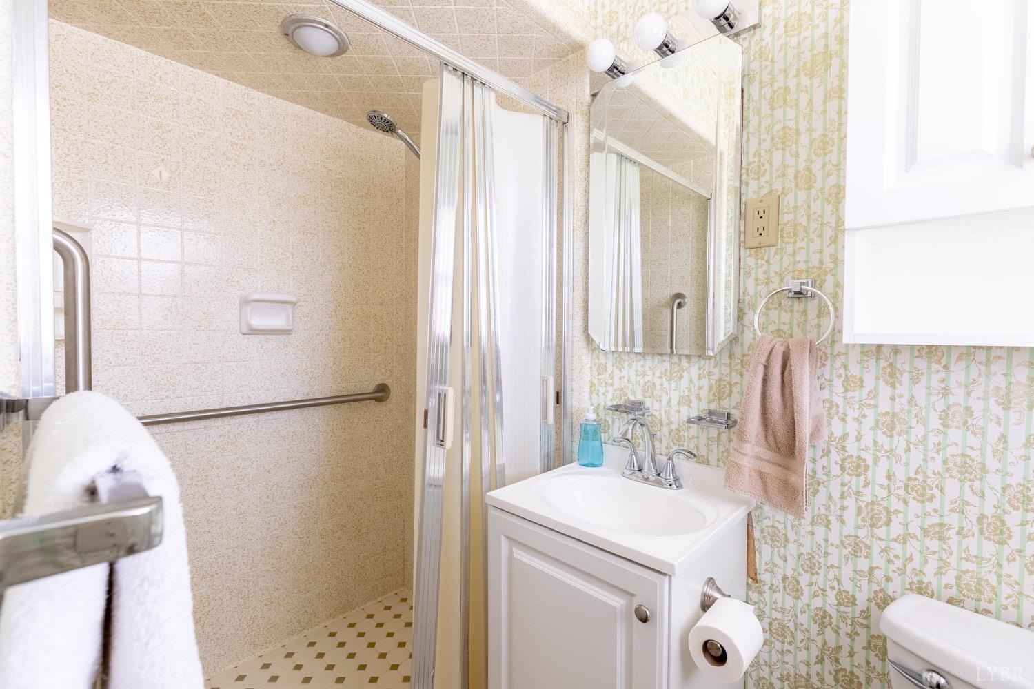 122 White Pine Dr Dr, Lynchburg, Virginia image 24