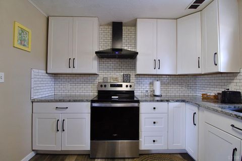 Tiny photo for 400 Woodway Drive, Lynchburg, VA 24501 (MLS # 364748)