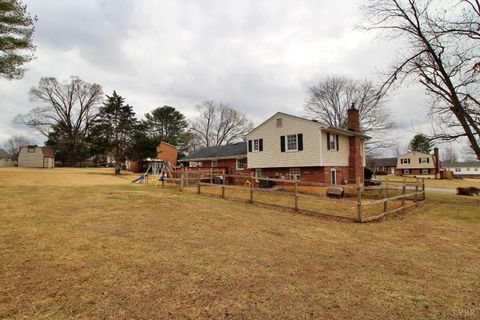 Tiny photo for 400 Woodway Drive, Lynchburg, VA 24501 (MLS # 364748)