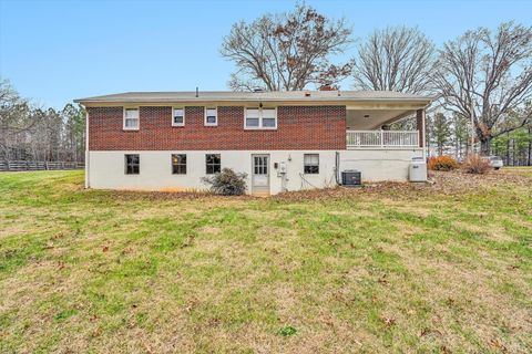 Tiny photo for 3952 New London Road, Forest, VA 24551 (MLS # 363302)