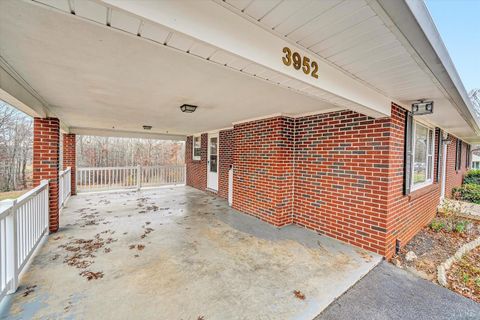 Tiny photo for 3952 New London Road, Forest, VA 24551 (MLS # 363302)