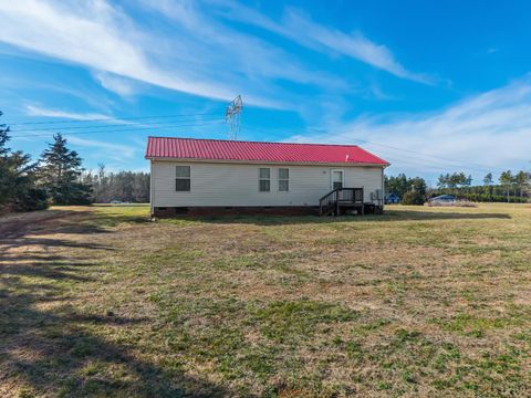 Tiny photo for 309 Marion Road, Chatham, VA 24531 (MLS # 363956)