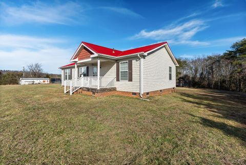 Tiny photo for 309 Marion Road, Chatham, VA 24531 (MLS # 363956)
