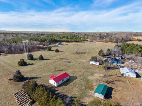 Tiny photo for 309 Marion Road, Chatham, VA 24531 (MLS # 363956)