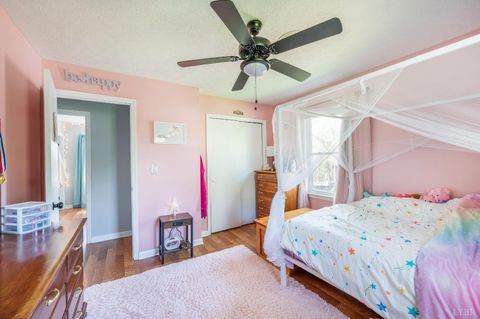 Tiny photo for 1108 Coolbrook Road, Bedford, VA 24523 (MLS # 365617)