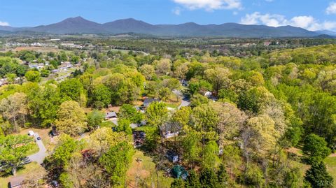 Tiny photo for 1108 Coolbrook Road, Bedford, VA 24523 (MLS # 365617)