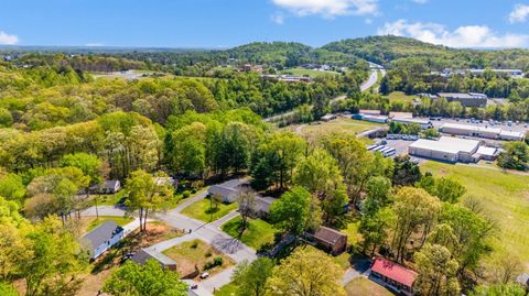 Tiny photo for 1108 Coolbrook Road, Bedford, VA 24523 (MLS # 365617)