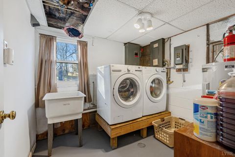 Tiny photo for 530 Powtan Drive, Lynchburg, VA 24502 (MLS # 363882)