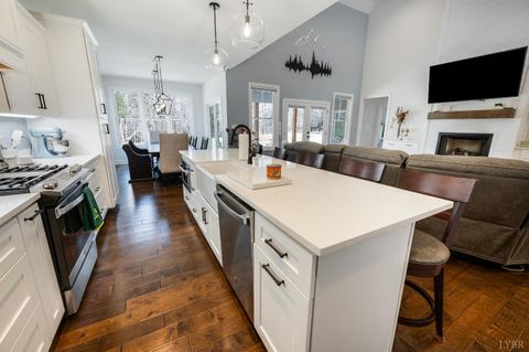 Tiny photo for 6559 Cottontown Road, Forest, VA 24551 (MLS # 365168)