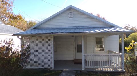 Photo of 111 M T Holt Avenue, Brookneal, VA 24528 (MLS # 362763) Photo of 111 M T Holt Avenue, Brookneal, VA 24528 (MLS # 362763)