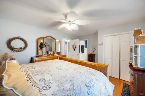 Tiny photo for 3105 Horseshoe Road, Appomattox, VA 24522 (MLS # 364671)