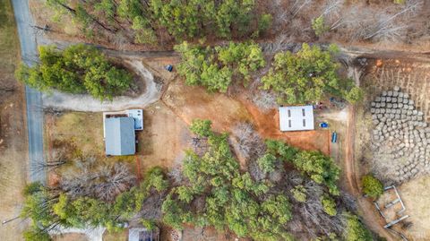 Tiny photo for 3105 Horseshoe Road, Appomattox, VA 24522 (MLS # 364671)