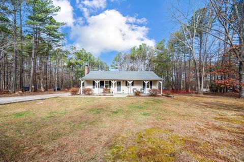 Tiny photo for 3105 Horseshoe Road, Appomattox, VA 24522 (MLS # 364671)
