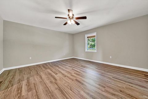 Tiny photo for 1884 Skinnell Mill Road, Bedford, VA 24523 (MLS # 363838)