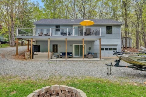 Tiny photo for 1681 Diamond Hill Road, Moneta, VA 24121 (MLS # 365776)