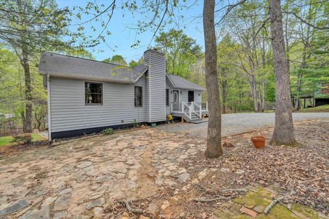 Tiny photo for 1681 Diamond Hill Road, Moneta, VA 24121 (MLS # 365776)