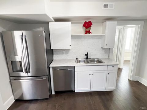 Tiny photo for 2927 Langhorne Road, Lynchburg, VA 24501 (MLS # 365901)