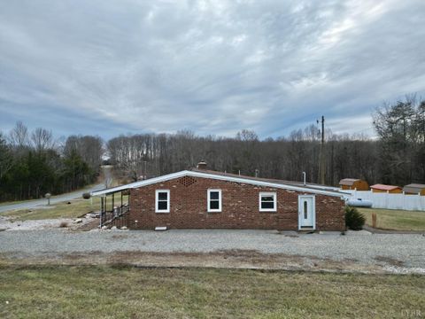 Tiny photo for 2213 Fancy Grove Road, Huddleston, VA 24104 (MLS # 365023)