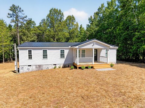 Tiny photo for 3255 Cutbanks Road, Pamplin, VA 23958 (MLS # 366368)