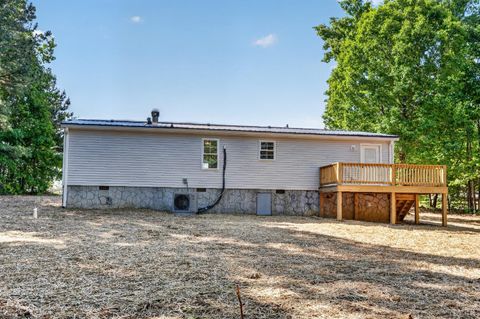 Tiny photo for 3255 Cutbanks Road, Pamplin, VA 23958 (MLS # 366368)