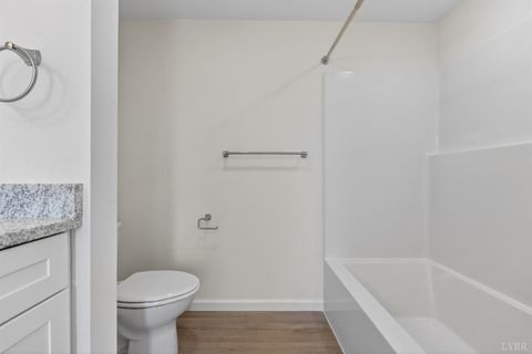 Tiny photo for 3255 Cutbanks Road, Pamplin, VA 23958 (MLS # 366368)