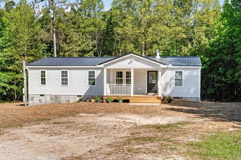 Photo of 3255 Cutbanks Road, Pamplin, VA 23958 (MLS # 366368)
