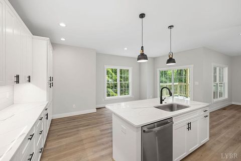 Tiny photo for 2212 Cambridge Place, Lynchburg, VA 24503 (MLS # 363908)