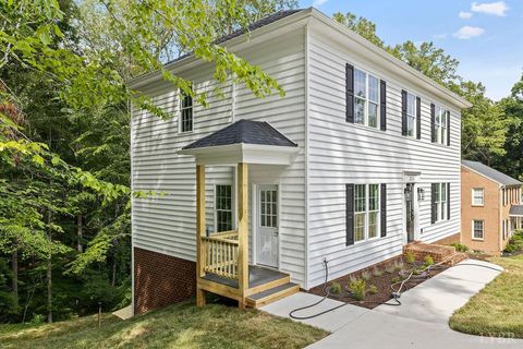 Tiny photo for 2212 Cambridge Place, Lynchburg, VA 24503 (MLS # 363908)