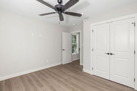 Tiny photo for 2212 Cambridge Place, Lynchburg, VA 24503 (MLS # 363908)