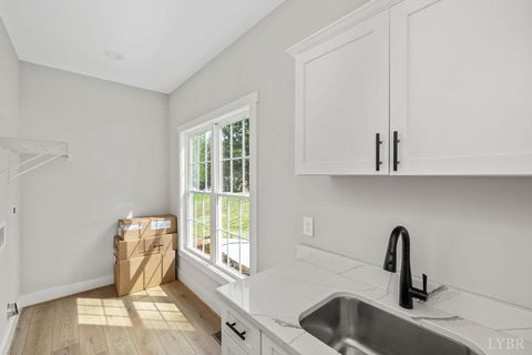 Tiny photo for 2212 Cambridge Place, Lynchburg, VA 24503 (MLS # 363908)