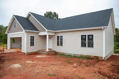 Photo of 85 Montfair Drive, Amherst, VA 24521 (MLS # 362225) Photo of 85 Montfair Drive, Amherst, VA 24521 (MLS # 362225)