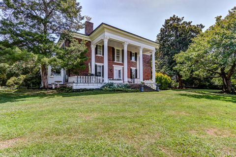 Tiny photo for 2710 Goode Station Road, Goode, VA 24556 (MLS # 361757)