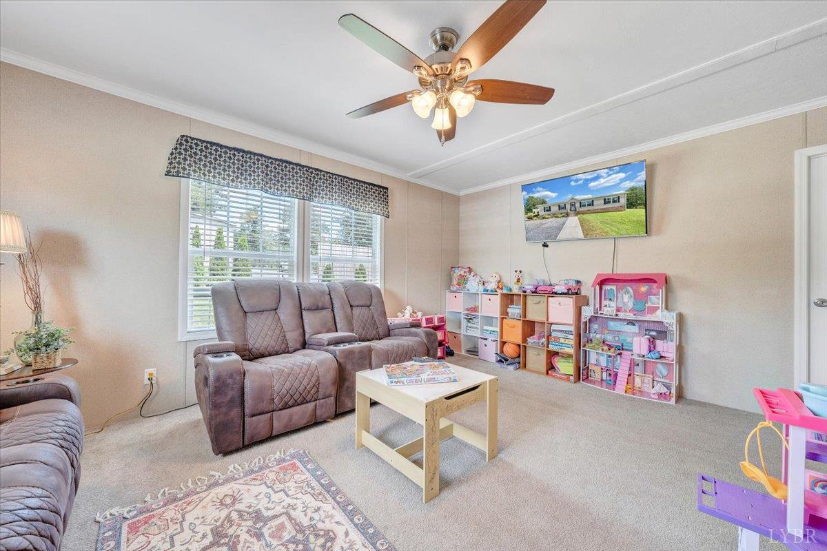 Bedford, Virginia 24523, United States, 3 Bedrooms Bedrooms, ,2 BathroomsBathrooms,Residential,Active,246026