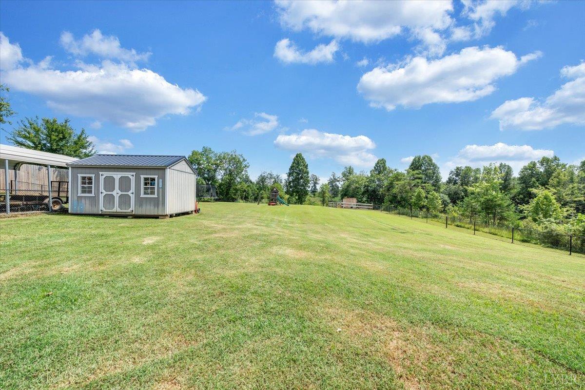 Bedford, Virginia 24523, United States, 3 Bedrooms Bedrooms, ,2 BathroomsBathrooms,Residential,Active,246026