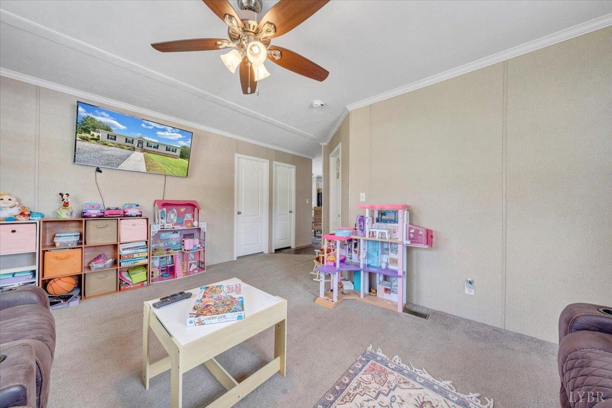 Bedford, Virginia 24523, United States, 3 Bedrooms Bedrooms, ,2 BathroomsBathrooms,Residential,Active,246026