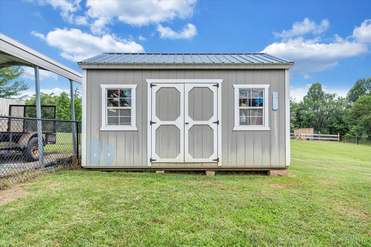 Bedford, Virginia 24523, United States, 3 Bedrooms Bedrooms, ,2 BathroomsBathrooms,Residential,Active,246026