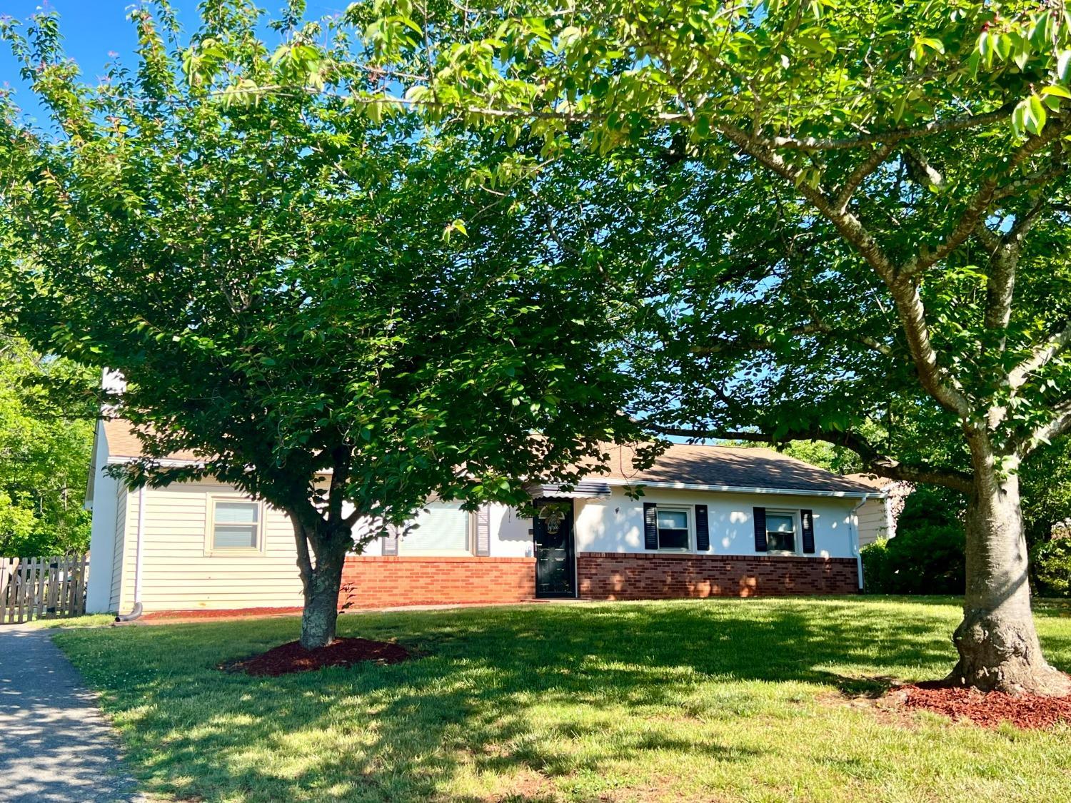 139 Abbitts Drive, Madison Heights, Virginia image 3