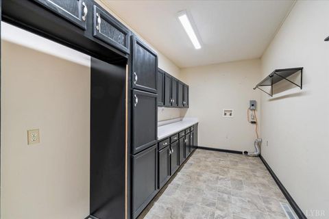 Tiny photo for 309 Tulip Tree Lane Ln, Moneta, VA 24121 (MLS # 362366)