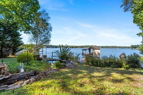 Tiny photo for 309 Tulip Tree Lane Ln, Moneta, VA 24121 (MLS # 362366)
