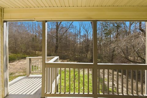Tiny photo for 29 Oakland Avenue, Danville, VA 24540 (MLS # 364499)
