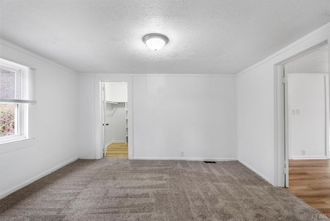 Tiny photo for 29 Oakland Avenue, Danville, VA 24540 (MLS # 364499)