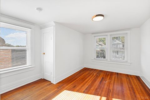 Tiny photo for 1706 Floyd Street, Lynchburg, VA 24501 (MLS # 362652)