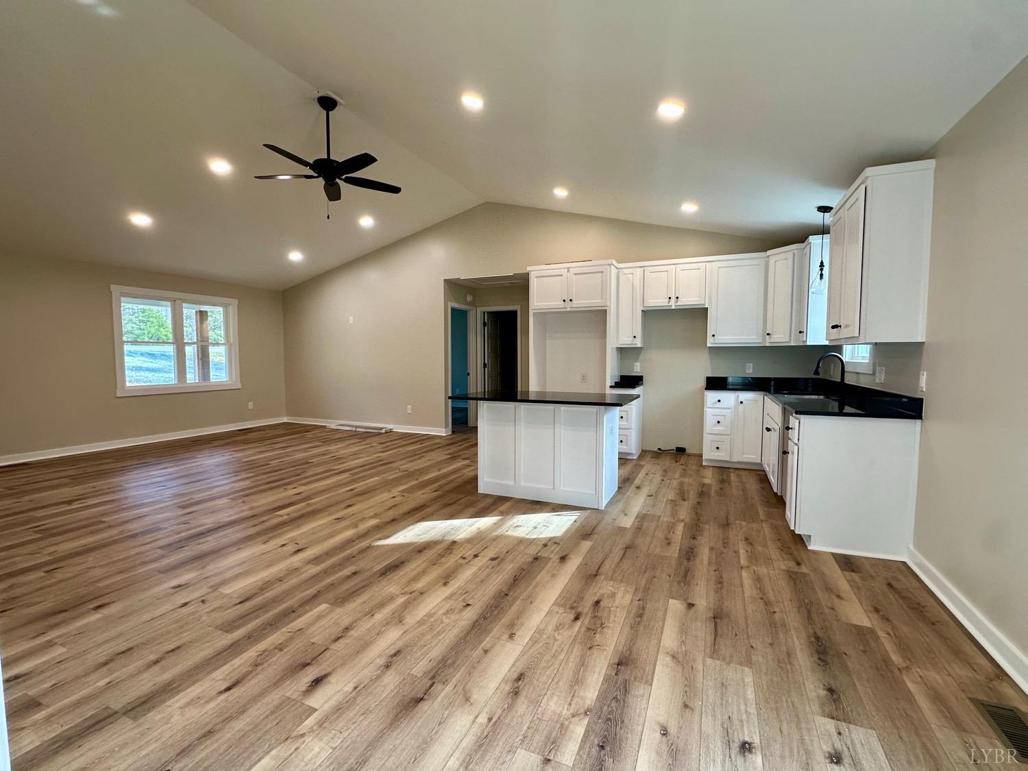 1460 White House Rd, Moneta, Virginia image 5