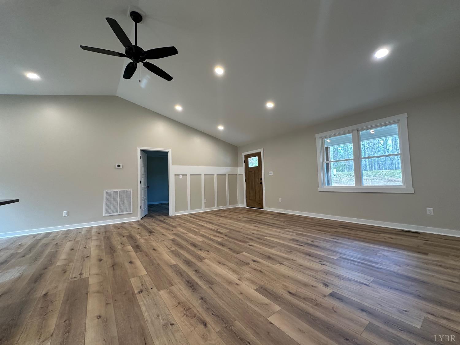 1460 White House Rd, Moneta, Virginia image 2